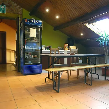 Hostel California-3